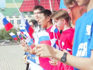 Акцию «Живой флаг» провели в Якутске