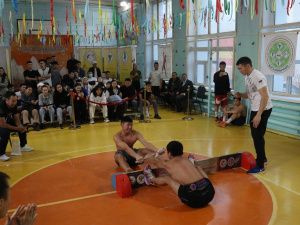 Главный приз турнира «Игры предков» медколледжа Якутии завоевал Хасан Уваровский