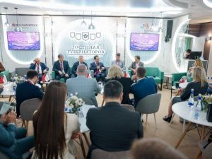 ВЭФ-2024: Айсен Николаев назвал главным фактором роста демографии создание условий для жизни людей