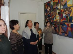 В селе Хатассы открылась выставка народных мастеров