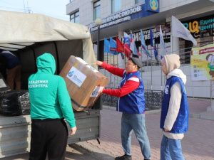 Из Якутска отправили первую партию гуманитарной помощи для оренбуржцев