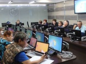 Якутских пенсионеров бесплатно обучат компьютерной грамотности