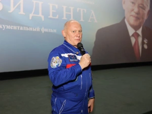 В преддверии дня рождения Михаила Ефимовича Николаева якутянам показали фильм «Путь Президента»