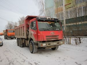 Евгений Григорьев провел выездное совещание в Промышленном округе