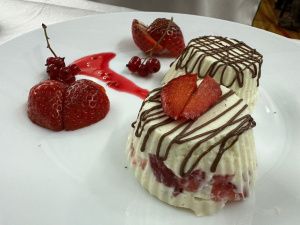 В Таттинском районе провели кулинарный конкурс для школьников к 80-летию Иннокентия Тарбахова