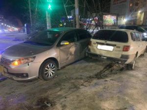 В Якутске произошло ДТП с тройным столкновением машин