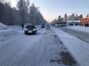 В Нерюнгри пьяный мужчина попал под колеса иномарки