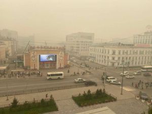 Мэр Якутска призвал подведомственные организации перевести сотрудников на удаленку