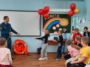 ГИМС: профилактические мероприятия в детских лагерях