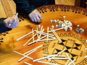 В исправительных учреждениях состоялись соревнования по якутским настольным играм