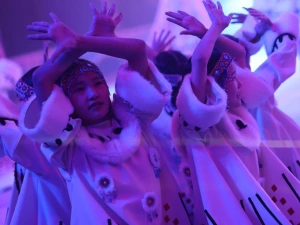 700 школьников со всей республики стали участниками Ёлки Главы Якутии Айсена Николаева