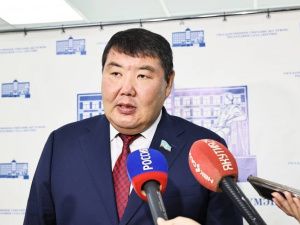 «Достойная кандидатура». Алексей Еремеев — про избрание Сахамина Афанасьева сенатором СФ от Якутии