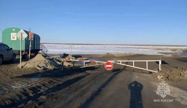 В Якутии закрыто 12 ледовых переправ