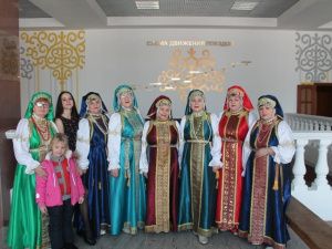 Праздничное настроение мужчины АК «Железные дороги Якутии»  унесли домой