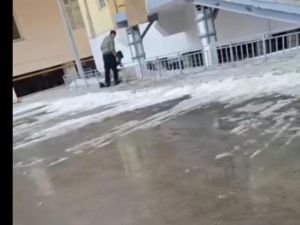 Полиция Якутска проверила случай с ребенком, который звал на помощь на улице