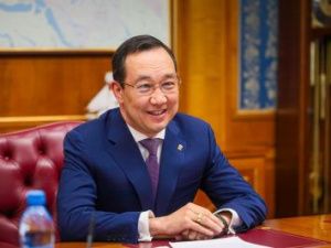 Айсен Николаев принял участие в последнем звонке университетского лицея СВФУ