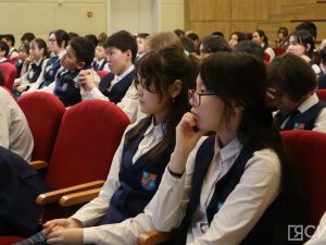 Учащимся школы № 39 Якутска провели мастер-класс по созданию видеороликов