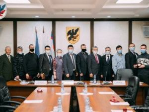 Энергетиков Якутска поздравили с профессиональным праздником