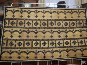 В Якутске презентовали книгу  о мастерах берестяных изделий  «Өбүгэ ситимэ»