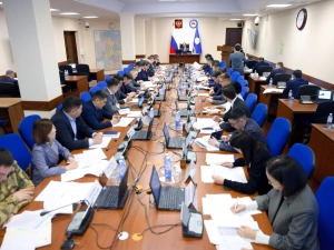 Глава Якутии поставил задачу завершить ремонт спортивных объектов Якутска уже в первом квартале этого года