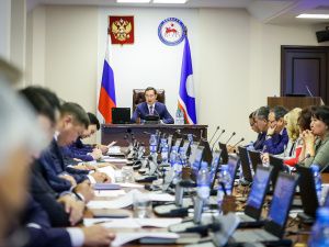 Айсен Николаев провел заседание Комиссии по координации работы по противодействию коррупции