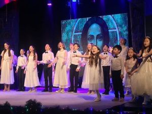 РОЖДЕСТВЕНСКИЙ ПОДАРОК детской музыкальной театральной студии «ТУСКУЛ»