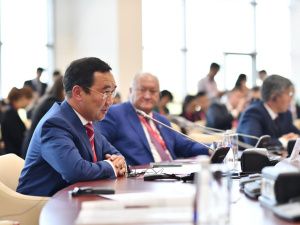 Айсен Николаев о значении строительства Ленского моста на «круглом столе» руководителей регионов России и Китая