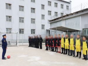 В следственном изоляторе состоялся футбольный матч