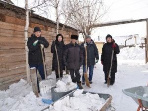 Сотрудники Управления соцзащиты Якутска помогли участнику Великой Отечественной войны