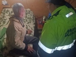 Спасатели доставили из Намского улуса пожилого больного в Якутск
