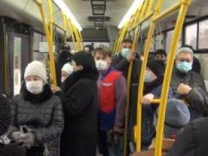 В Якутске в автобусах выявили нарушителей масочного режима