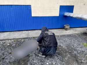 Следователи устанавливают обстоятельства гибели женщины в поселке Батагай