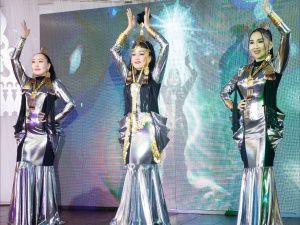 В Якутске прошел авторский юбилейный вечер хомусиста — виртуоза мира Альбины Дегтяревой