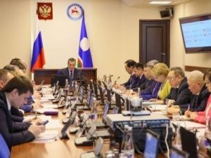 Юрий Трутнев: важнейшая задача – обеспечить соблюдение интересов жителей в ситуации западных санкций