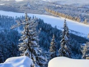 В Усть-Майском улусе нашли машину с телами двух пропавших мужчин