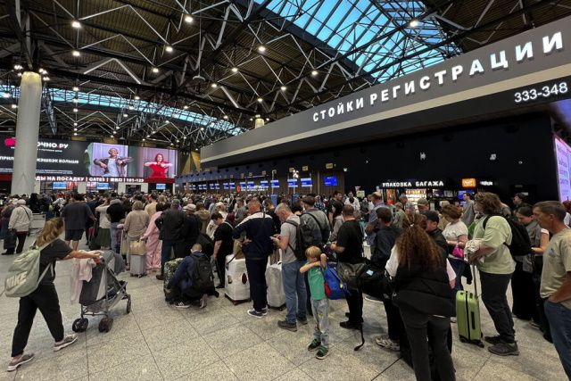 О чем должен знать пассажир, если вылет его рейса задерживается