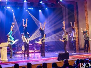 Государственные награды вручили воинам-якутянам на II Антифашистском форуме в Якутске