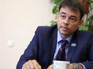 Депутатский корпус Ил Тумэна обновился, но рулят в нем по-прежнему "кнопкодавы"