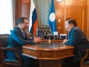 Точки взаимодействия. Айсен Николаев провел встречу с Федотом Тумусовым