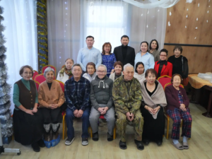 Россияне получат пенсии и пособия за май досрочно