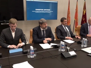 Глава Якутии обсудил проект «Синергия Арктики» с президентом «Ростелекома»