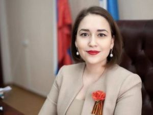 Зачем Минпреду Якутии более полумиллиона шариковых ручек?