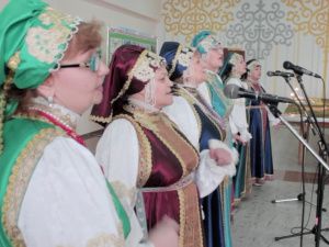 Праздничное настроение мужчины АК «Железные дороги Якутии»  унесли домой