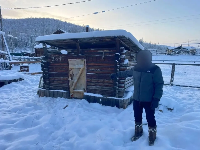 Бил поленом и кочергой ради миллиона