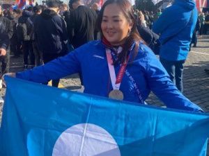 Степанида Артахинова приняла участие в церемонии чествования паралимпийцев на Красной площади