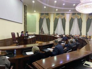 В Общественной палате Якутска обсудили вопросы уборки снега в рамках весенней санитарной очистки города