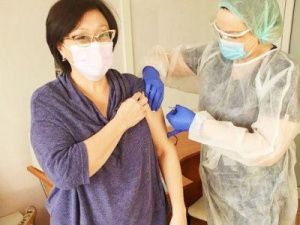 Мэр Якутска: прививка от гриппа не защитит от коронавируса