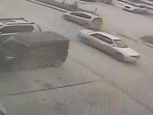 В Якутске разыскивается водитель, который сбил пешехода и скрылся с места ДТП