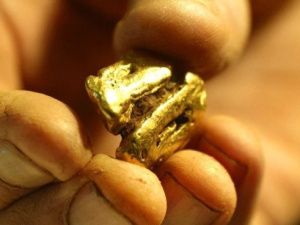 В Якутии 30-летний проходчик обвиняется в хищении промышленного золота  