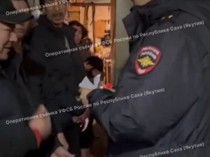 В Якутии осудили организаторов канала нелегальной миграции из Киргизии, в деле замешана сотрудница МВД